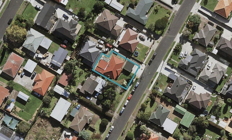 12 Nicholson Avenue, Papatoetoe, Auckland - Carousel 1