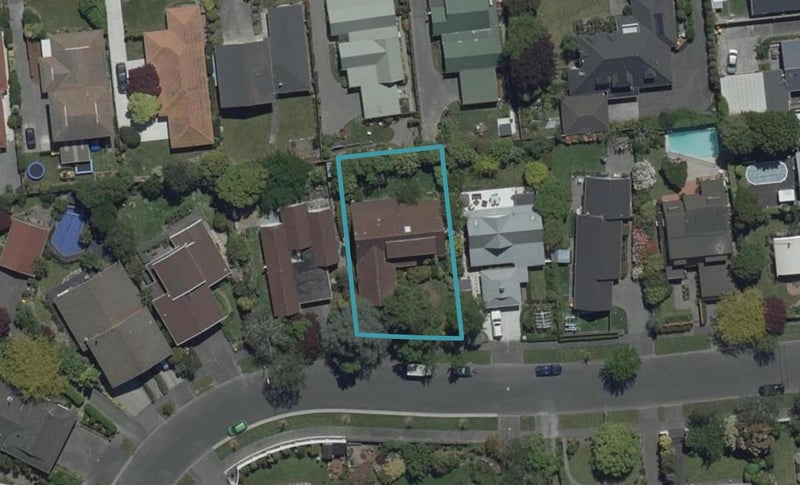 10 Dunrobin Place, Avonhead, Christchurch - Carousel 1