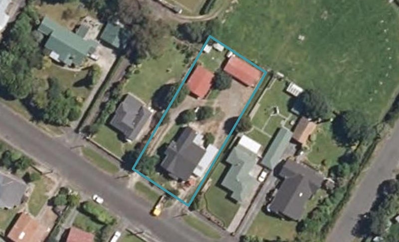 11 Paterson Street, Pahiatua - Carousel 1