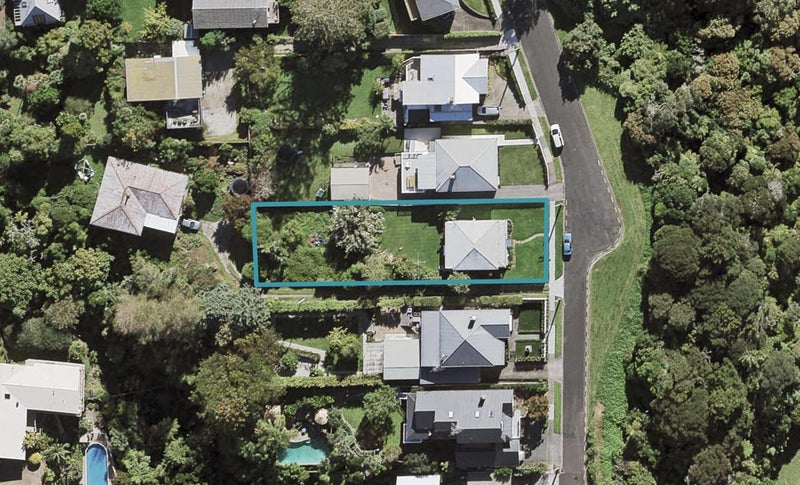 55 Huka Road, Birkenhead, Auckland - Carousel 1