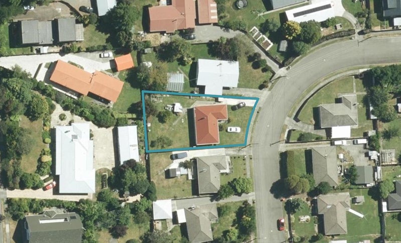 8 Gill Crescent, Redwoodtown, Blenheim - Carousel 1