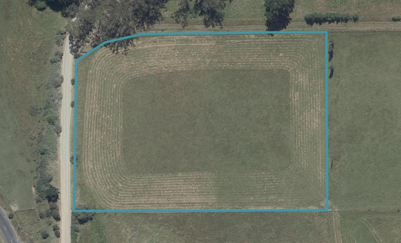5 Old Cottage Lane, Waitati, Waitati - Carousel 1