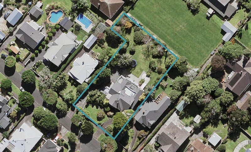 46 Lloyd Avenue, Mount Albert, Auckland - Carousel 1