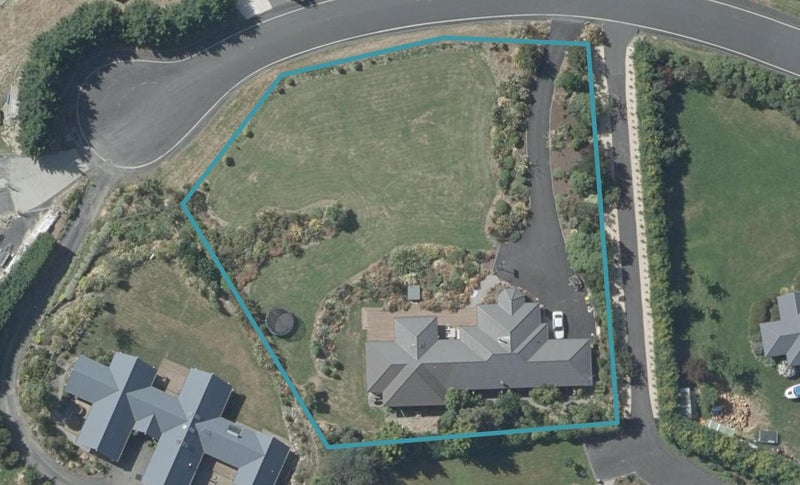 7 Kilmarnock Close, Waldronville, Dunedin - Carousel 1