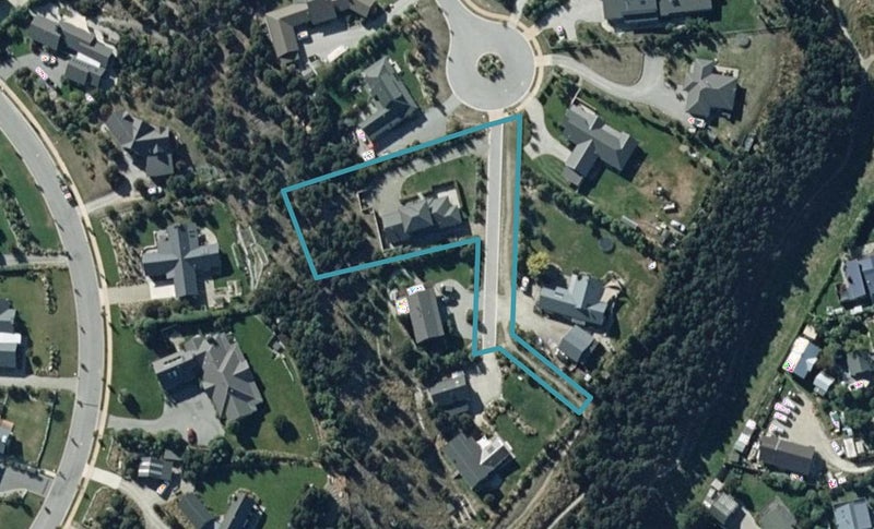 38 Hardie Place, Albert Town, Wanaka - Carousel 1