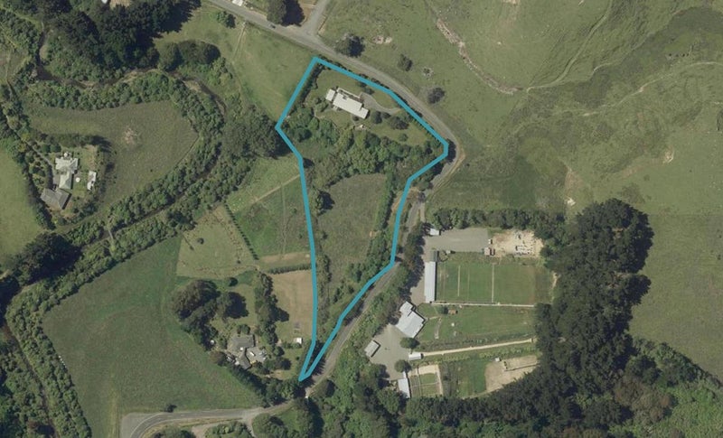 324 Turitea Road, Turitea, Palmerston North - Carousel 1
