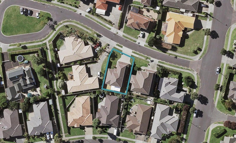 6 William Woods Court, Flat Bush, Auckland - Carousel 1