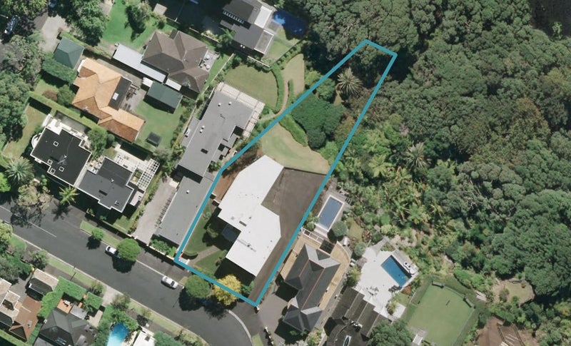 3/2 Crescent Road, Parnell, Auckland - Carousel 1