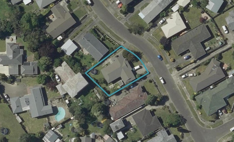 16 Frimley Street, Awapuni, Palmerston North - Carousel 1