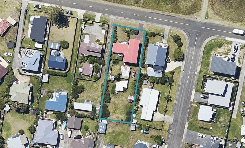 316B Ocean Road, Ohope, Ōhope - Carousel 1