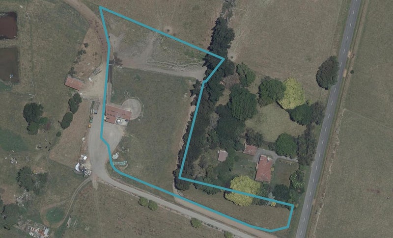 16 Crown Lane, Rongotea, Palmerston North - Carousel 1