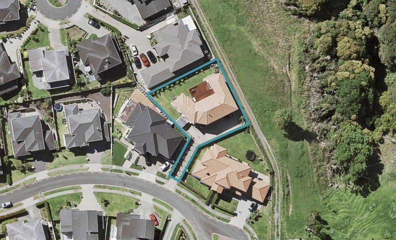 14 Fairhill Place, Flat Bush, Auckland - Carousel 1