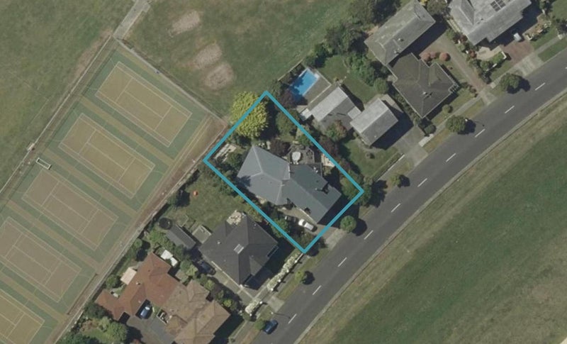 41 Dittmer Drive, Awapuni, Palmerston North - Carousel 1