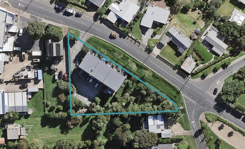10/136 Ocean View Road, Waiheke Island, Auckland - Carousel 1