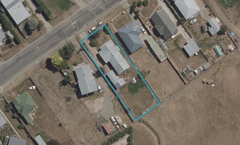 13 Stafford Street, Ranfurly, Ranfurly - Carousel 1