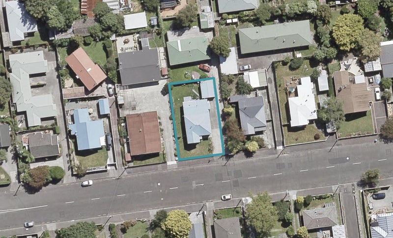 136 Martin Street, Wallaceville, Upper Hutt - Carousel 1