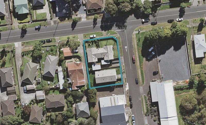 1A Mountjoy Place, Onehunga, Auckland - Carousel 1