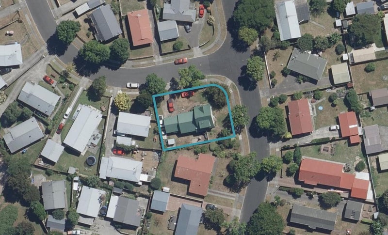 101 Oakfield Crescent, Pukete, Hamilton - Carousel 1