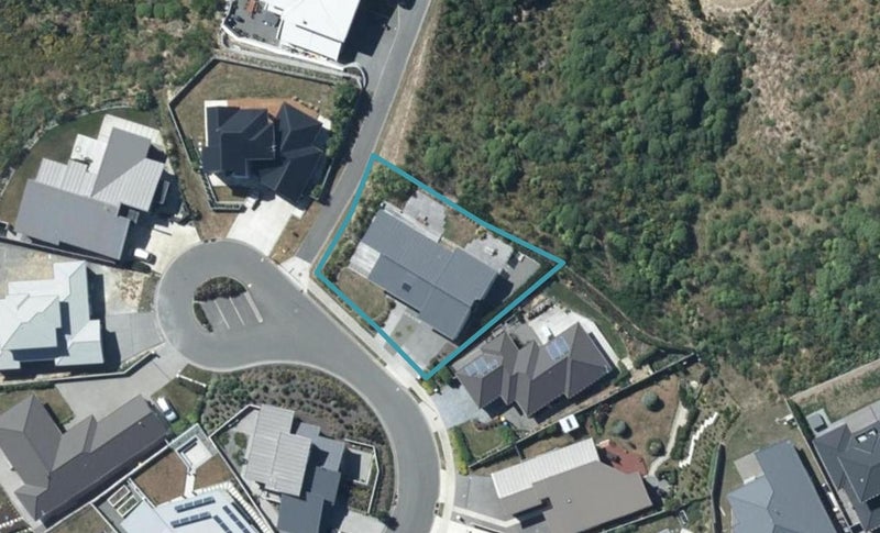 12 Sue Dow Lane, Aotea, Porirua - Carousel 1