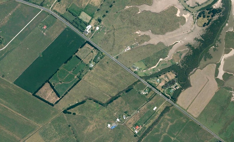 347 South Head Road, Helensville - Carousel 1