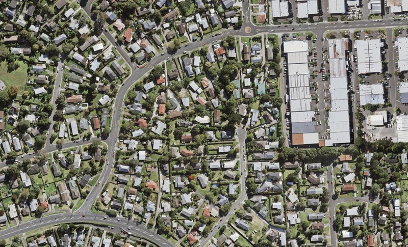 32A Ludlow Terrace, Totara Vale, Auckland - Carousel 1