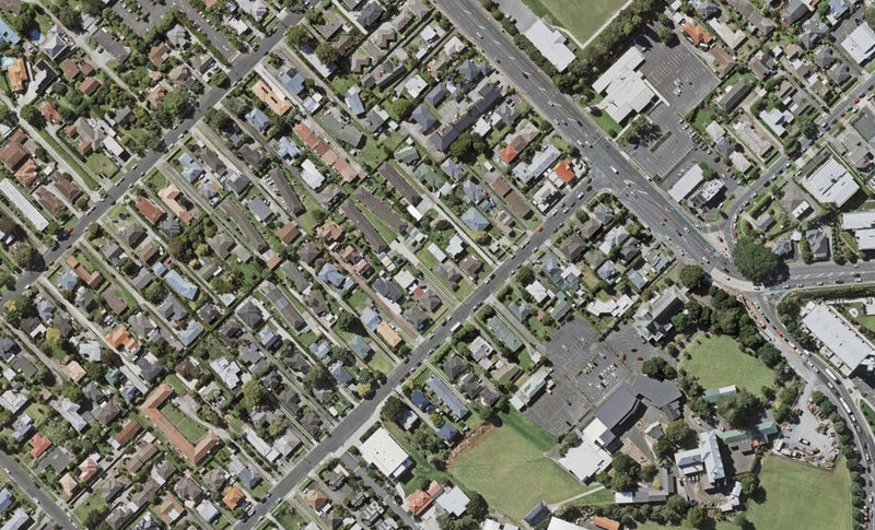 13C Dominion Street, Takapuna, Auckland - Carousel 1