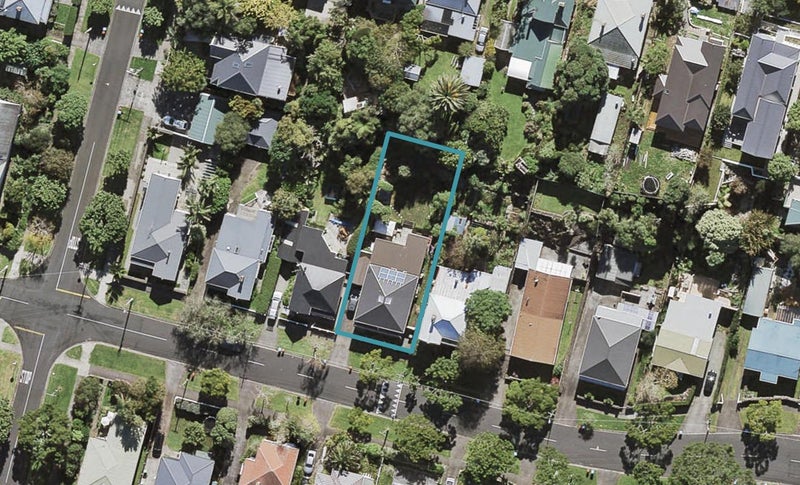 59 Gribblehirst Road, Sandringham, Auckland - Carousel 1