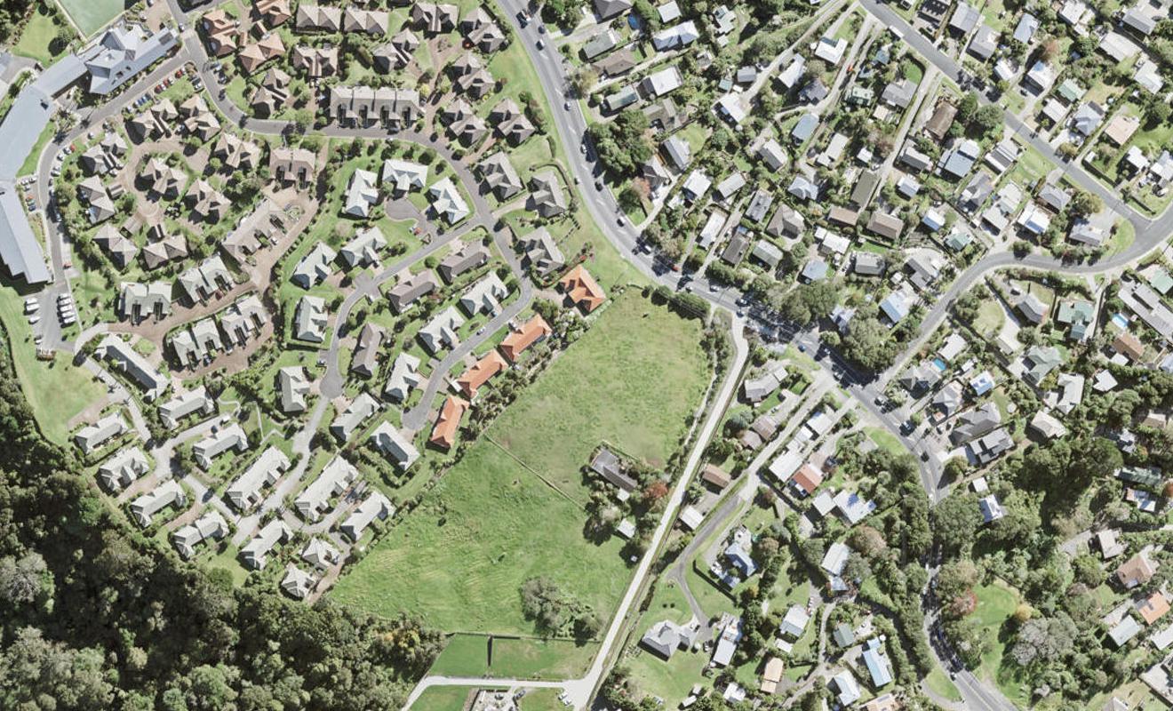 2 Anehana Place, Stanmore Bay, Whangaparaoa - Carousel 1