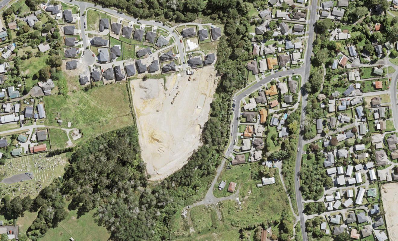 8 Mara Waina Place, Swanson, Auckland - Carousel 1