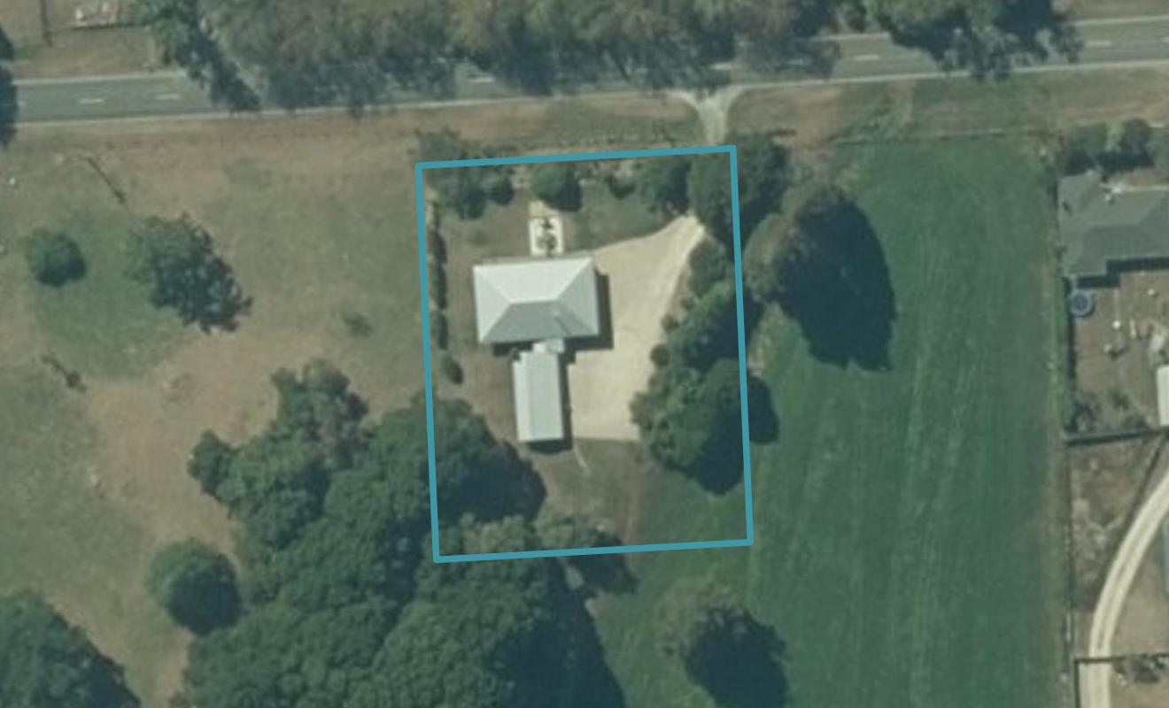 891 Collingwood-Bainham Main Road, Rockville, Collingwood - Carousel 1