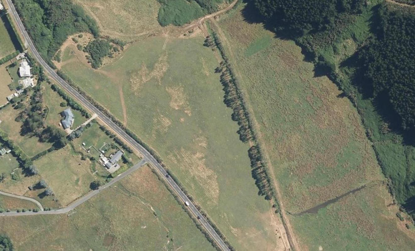 12 Fell Street, Maymorn, Upper Hutt - Carousel 1