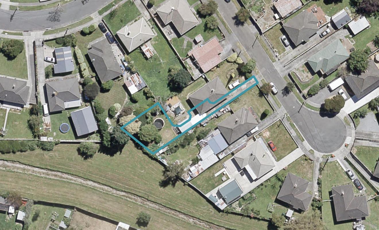 4D Carroll Grove, Trentham, Upper Hutt - Carousel 1