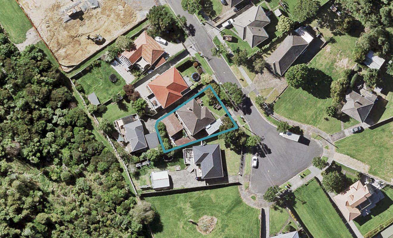 15 Fernwood Place, Wai o Taiki Bay, Auckland - Carousel 1