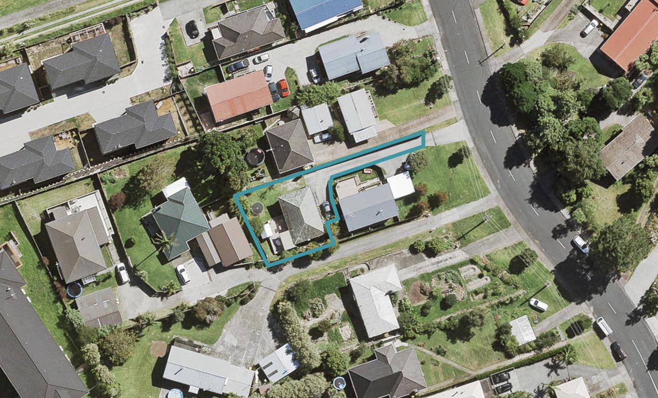 45 Sunnyside Road, Sunnyvale, Auckland - Carousel 1