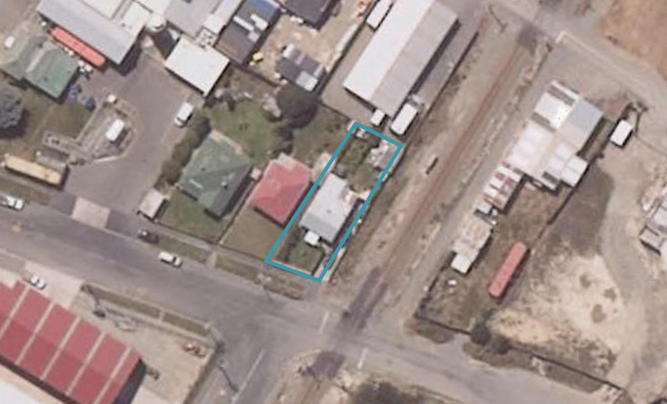 2 Orwell Street, Oamaru, Oamaru - Carousel 1