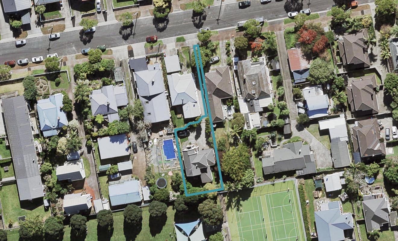 9A Fifth Avenue, Mount Albert, Auckland - Carousel 1
