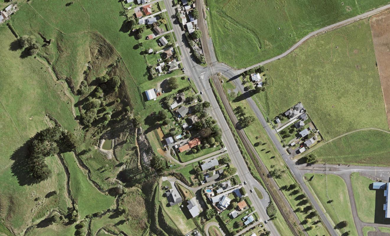 1028 Paerata Road, Paerata, Pukekohe - Carousel 1