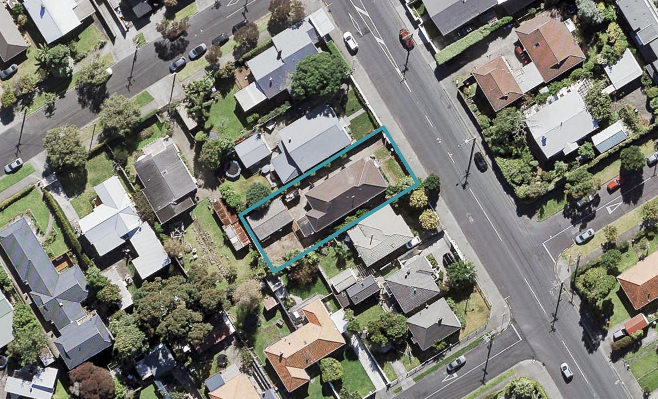 2/282 Point Chevalier Road, Point Chevalier, Auckland - Carousel 1
