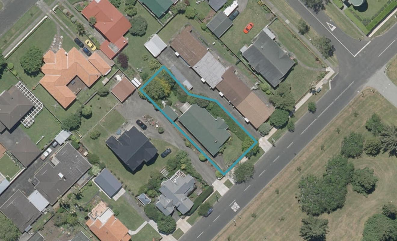 10 Parsons Street, Saint Johns Hill, Whanganui - Carousel 1