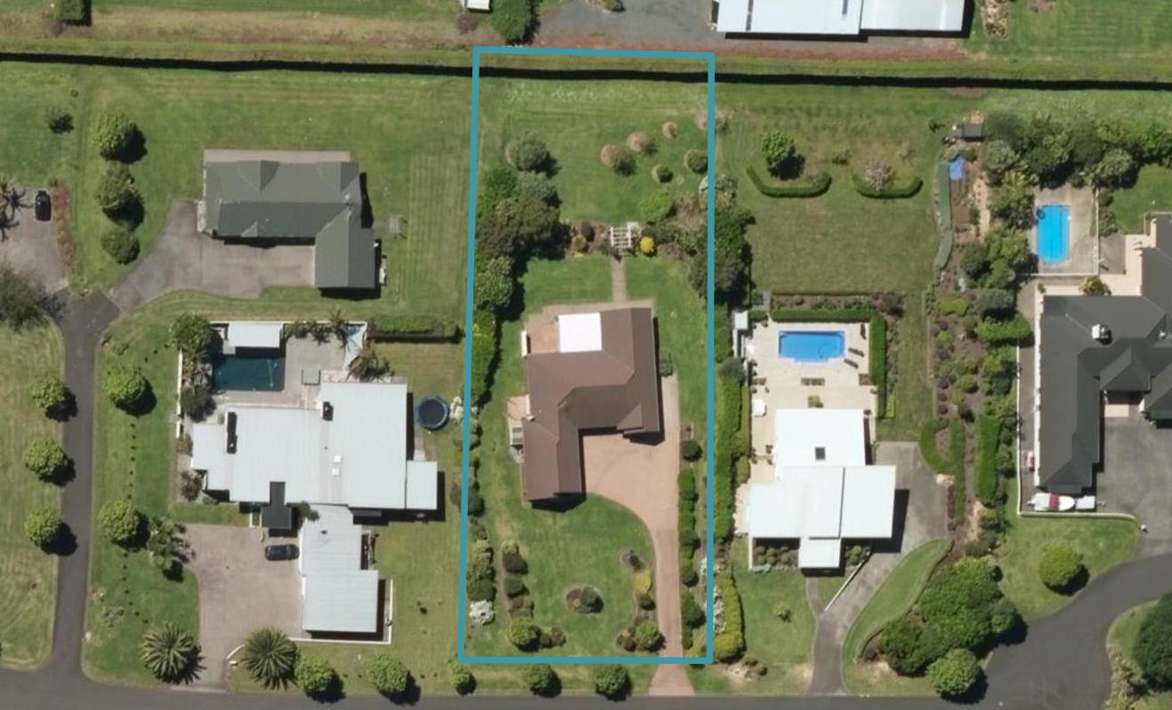 15 Tullamore, Maunu, Whangarei - Carousel 1