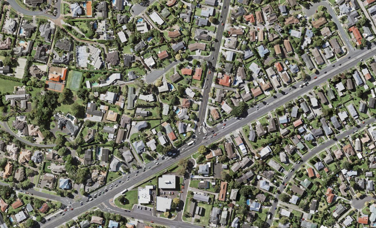 4B Glenmore Road, Sunnyhills, Auckland - Carousel 1