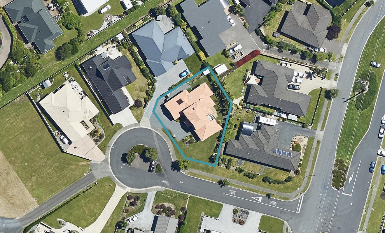 3 Linden Place, Matipo Heights, Rotorua - Carousel 1