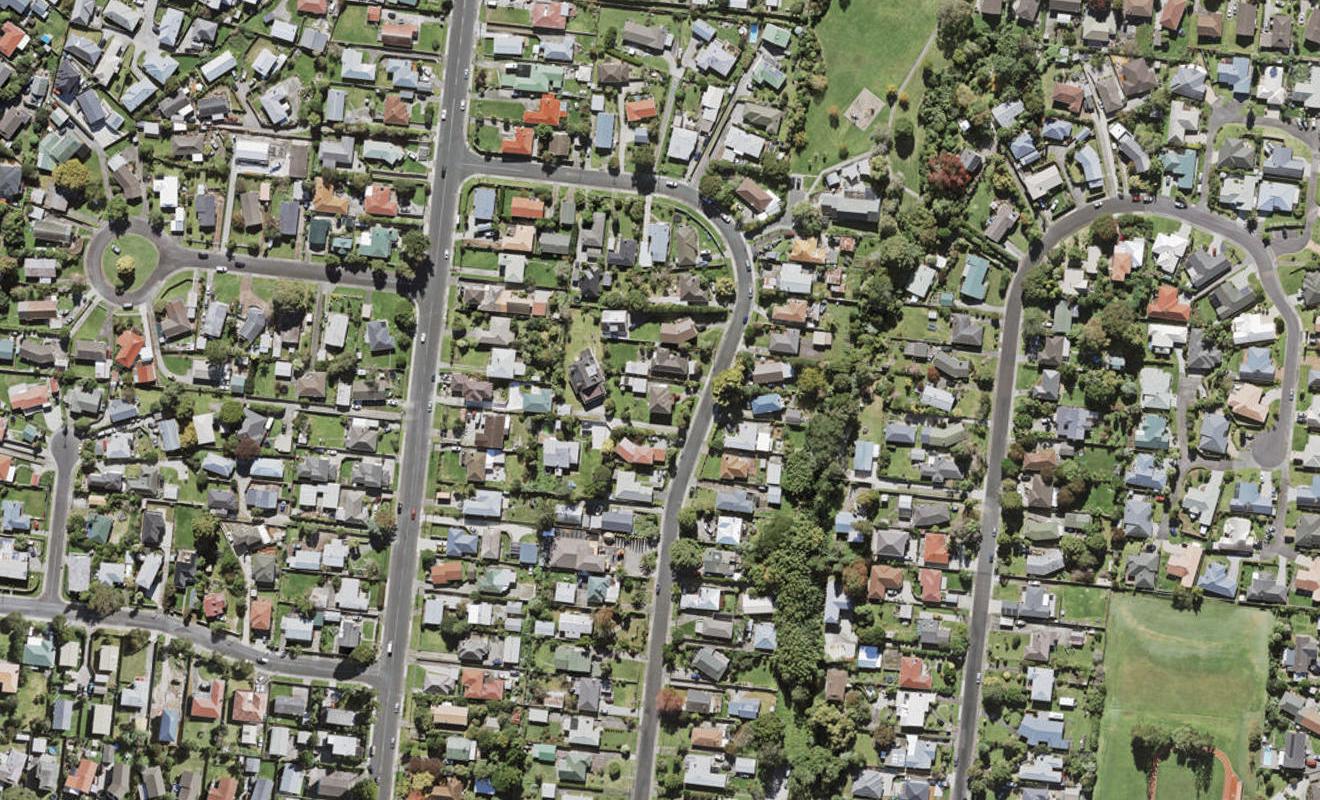 3/36 Longburn Road, Henderson, Auckland - Carousel 1