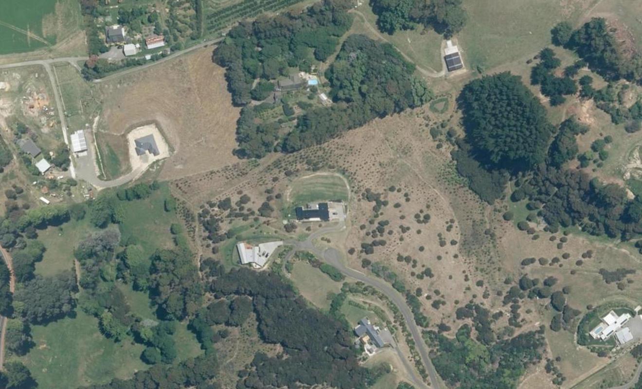 21 Esk View Road, Eskdale, Napier - Carousel 1