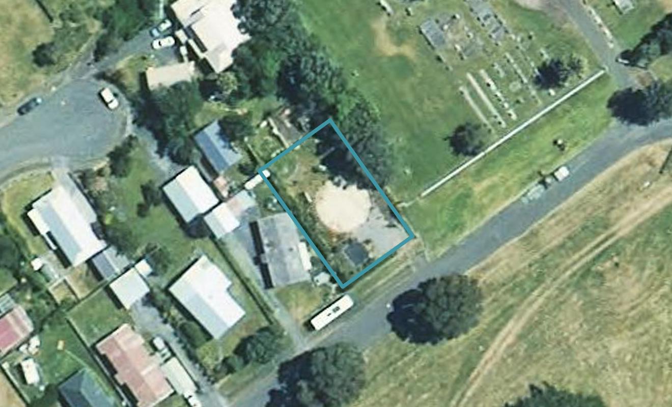 23 Scotland Street, Patea - Carousel 1