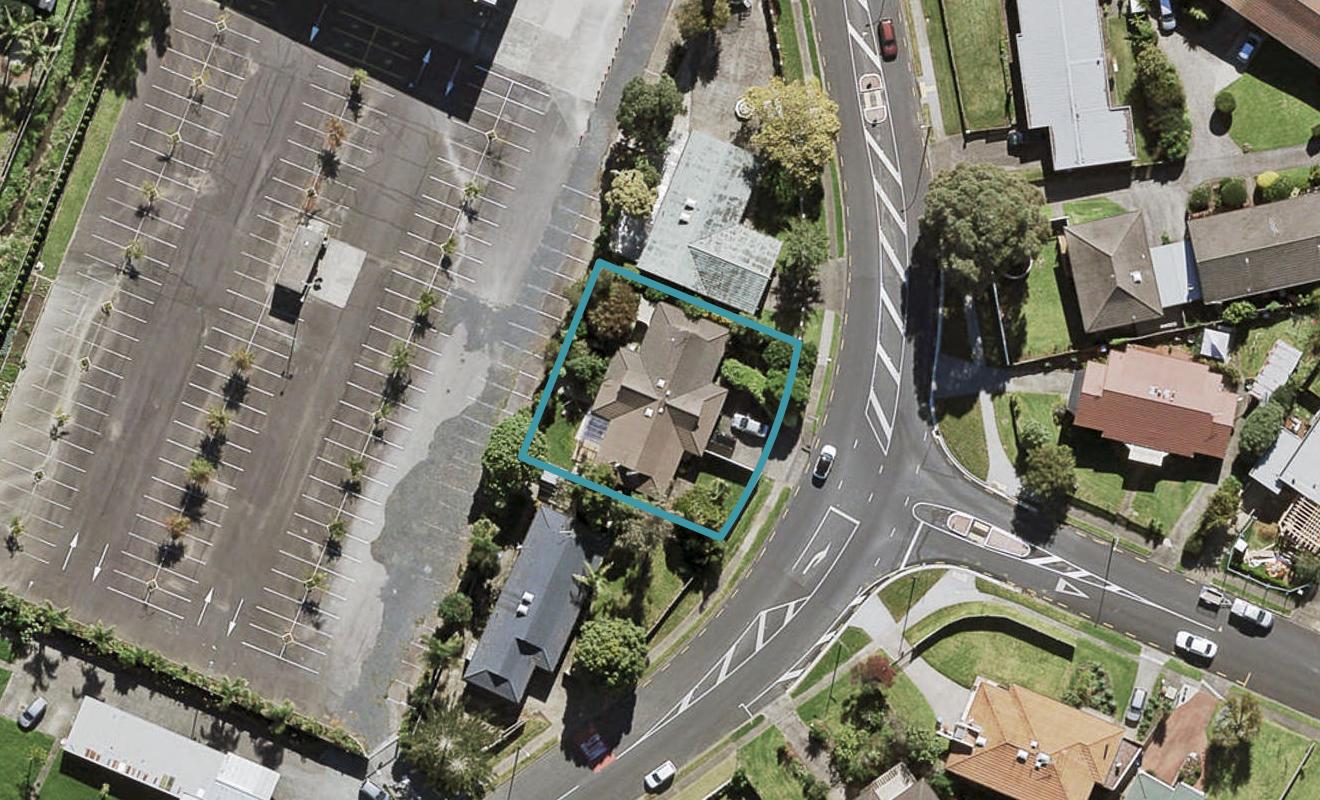 1/76 Olsen Avenue, Hillsborough, Auckland - Carousel 1