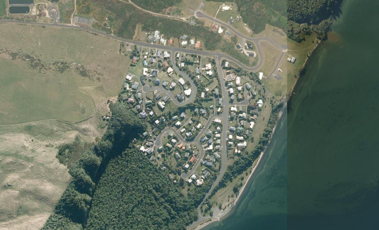 28 Hinekapi Terrace, Kuratau, Turangi - Carousel 1