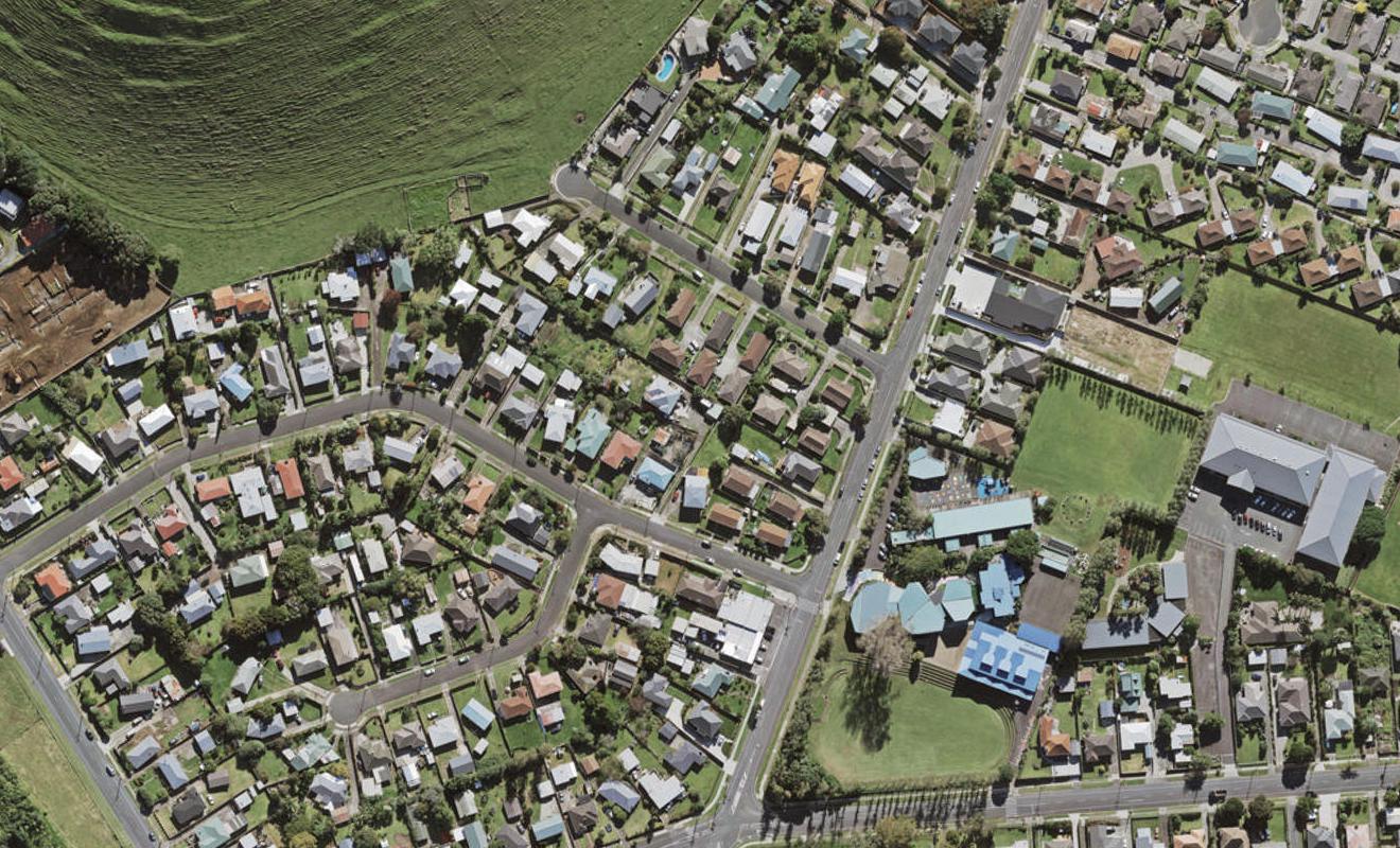 6/48 Kapuka Road, Mangere Bridge, Auckland - Carousel 1