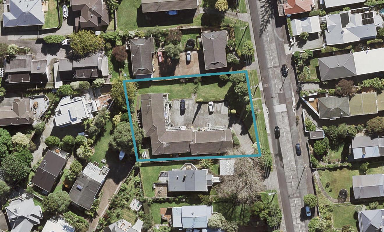 4/170 Queen Street, Northcote Point, Auckland - Carousel 1