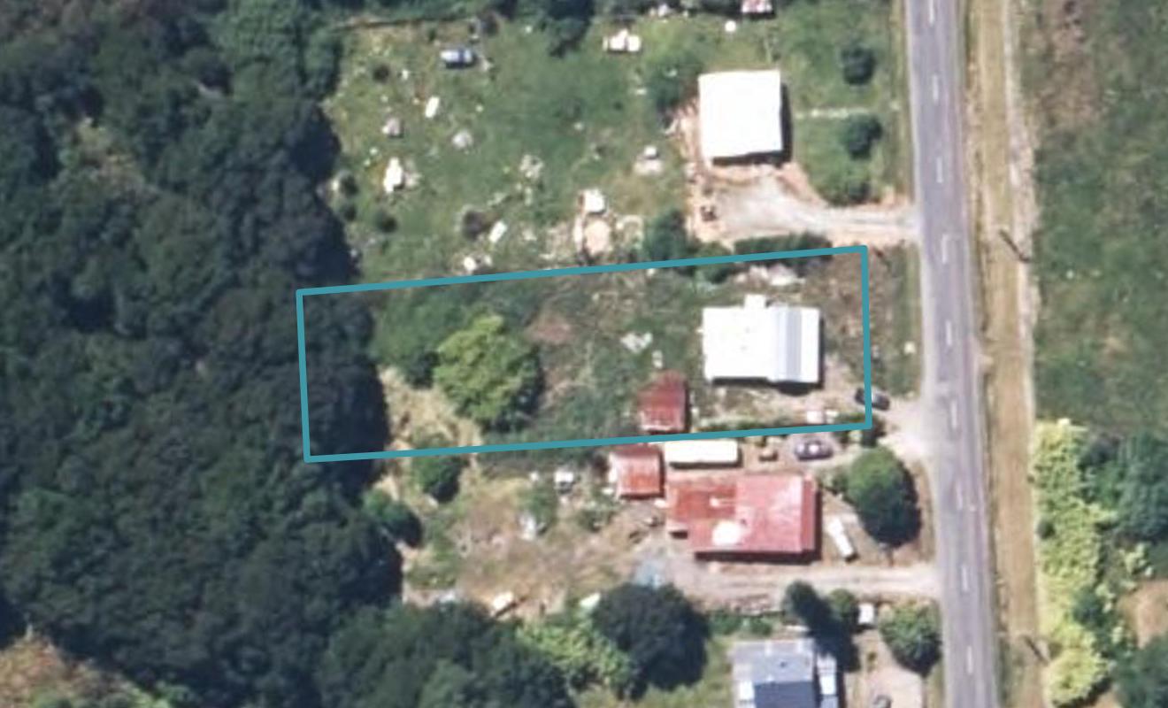81 Main Road, Blackball, Greymouth - Carousel 1